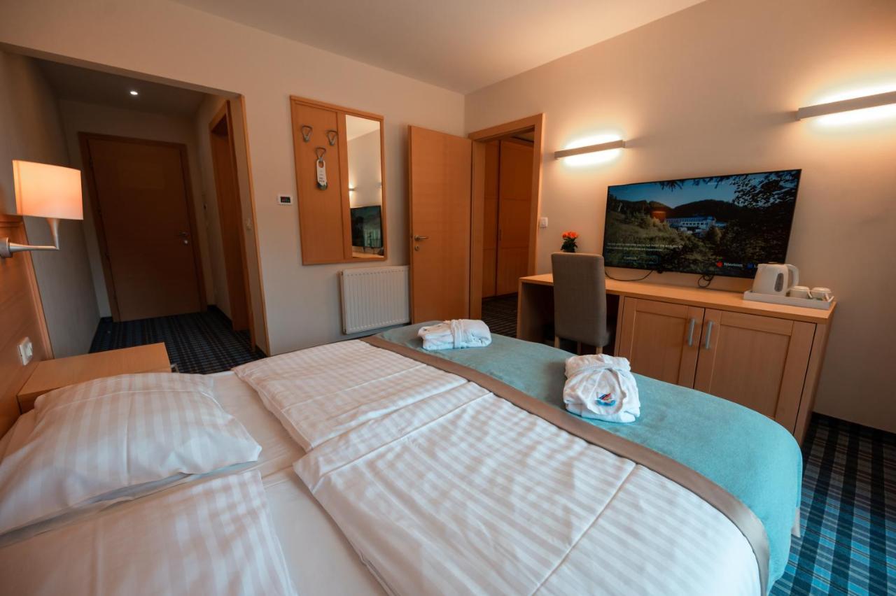 Wellness Hotel Montis 모지례 외부 사진