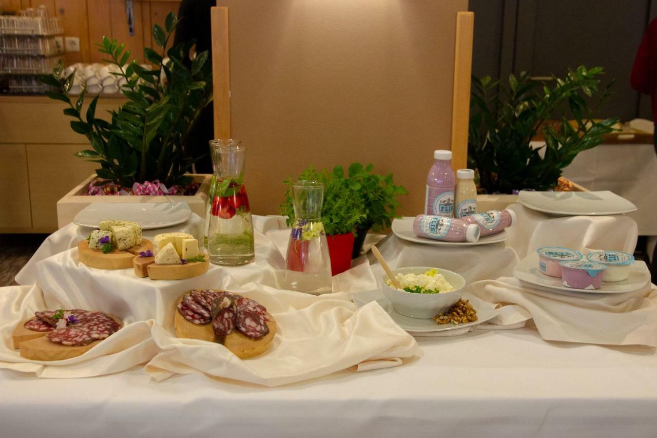 Wellness Hotel Montis 모지례 외부 사진